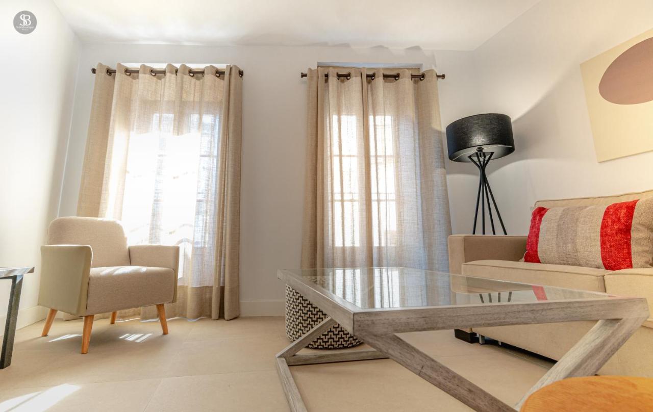 Apartamentos Soho Boutique Plaza Mayor Caces Екстериор снимка